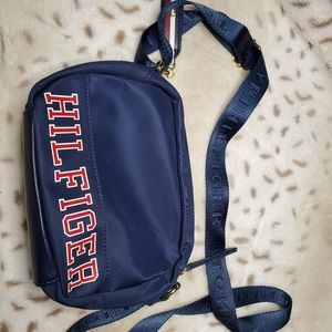 Tommy Hilfigier crossbody